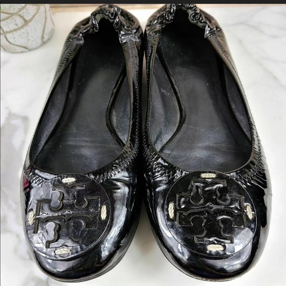 TORY BURCH Patent Leather Reva Scrunch Ballet Flat - Picture 3 of 7